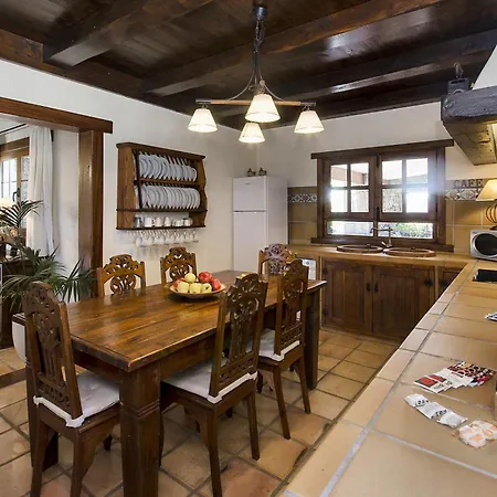 Holiday home Casa Perdomo Masdache